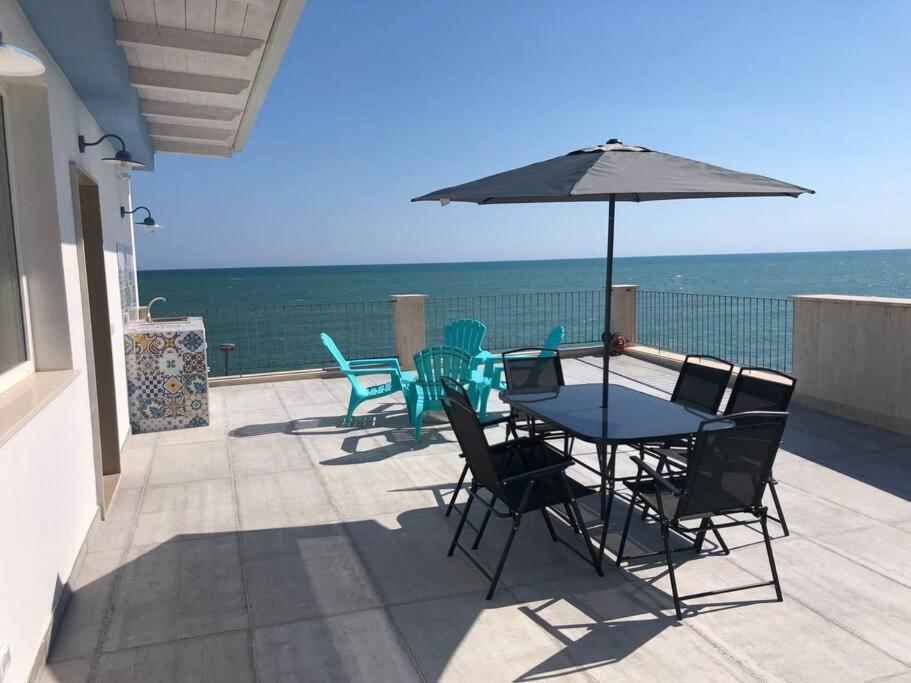 비쉘리에 Loft Sul Mare 빌라 외부 사진